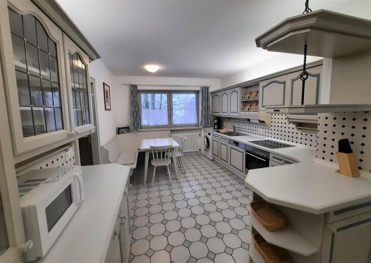 Zwischen Mozart Und Koenig Ludwig Apartment Тайзендорф Екстериор снимка