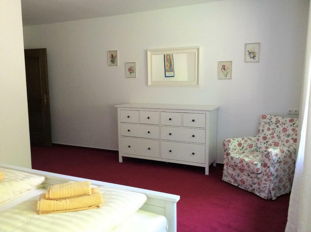 Zwischen Mozart Und Koenig Ludwig Apartment Тайзендорф Екстериор снимка
